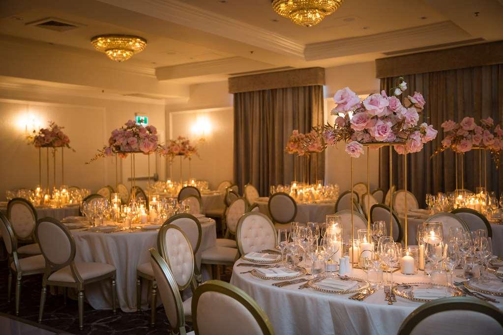 Chateau Vaudreuil Zařízení fotografie The ballroom at the hotel
